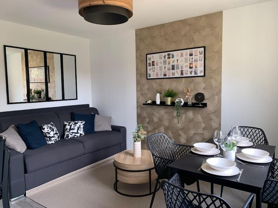 Appartement Proche Asterix, Stade De France, Chantilly, Roissy, Piscine Saisonniere La Chapelle-en-Serval Eksteriør bilde