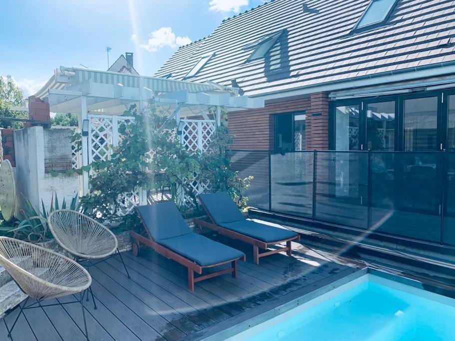 Appartement Proche Asterix, Stade De France, Chantilly, Roissy, Piscine Saisonniere La Chapelle-en-Serval Eksteriør bilde