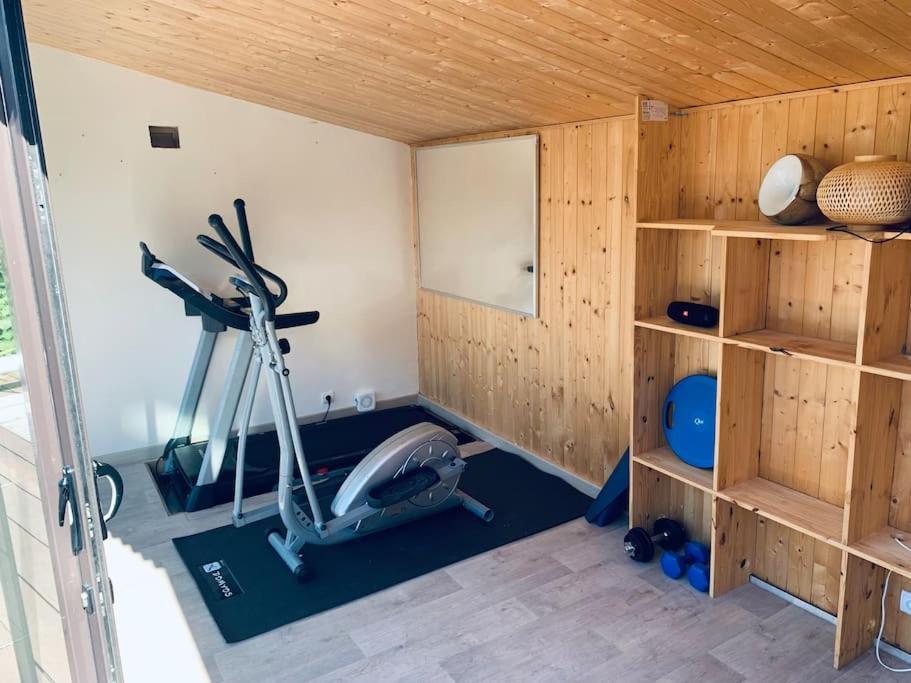 Appartement Proche Asterix, Stade De France, Chantilly, Roissy, Piscine Saisonniere La Chapelle-en-Serval Eksteriør bilde